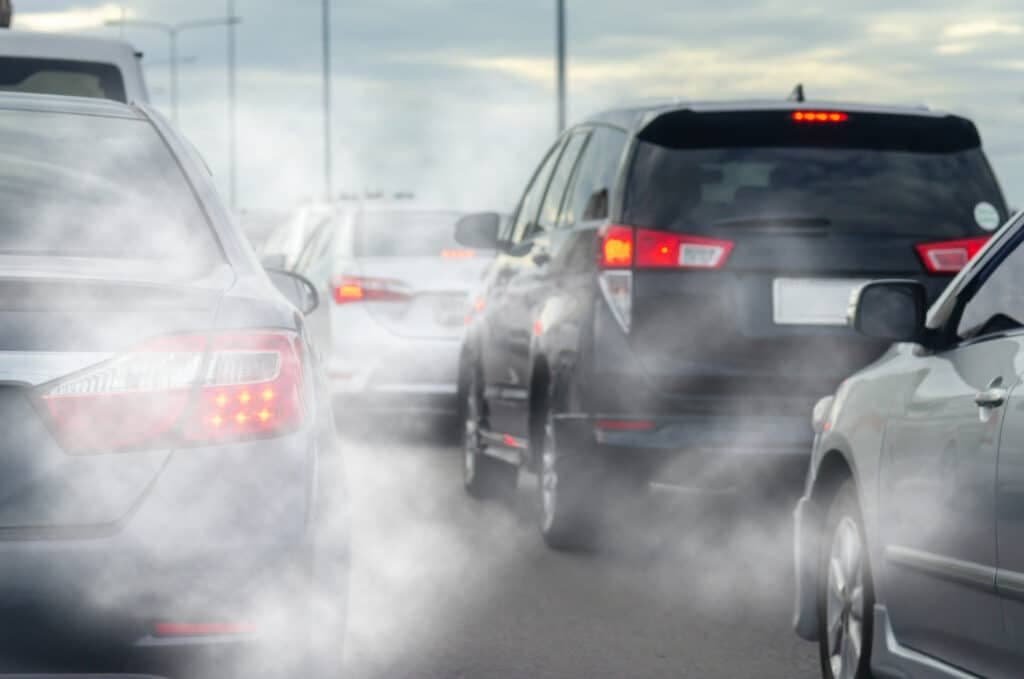Cheiro de queimado no carro? É R$ 2.000 indo embora