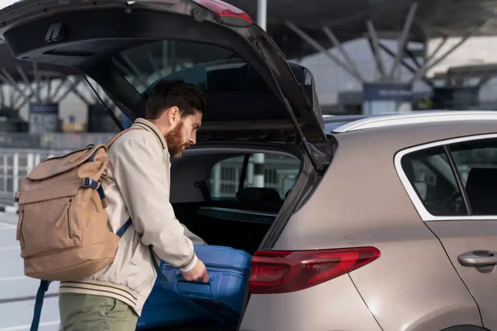 Olha a cabeça! Detalhe no carro pode gerar prejuízo de R$ 150+ e te levar ao hospital