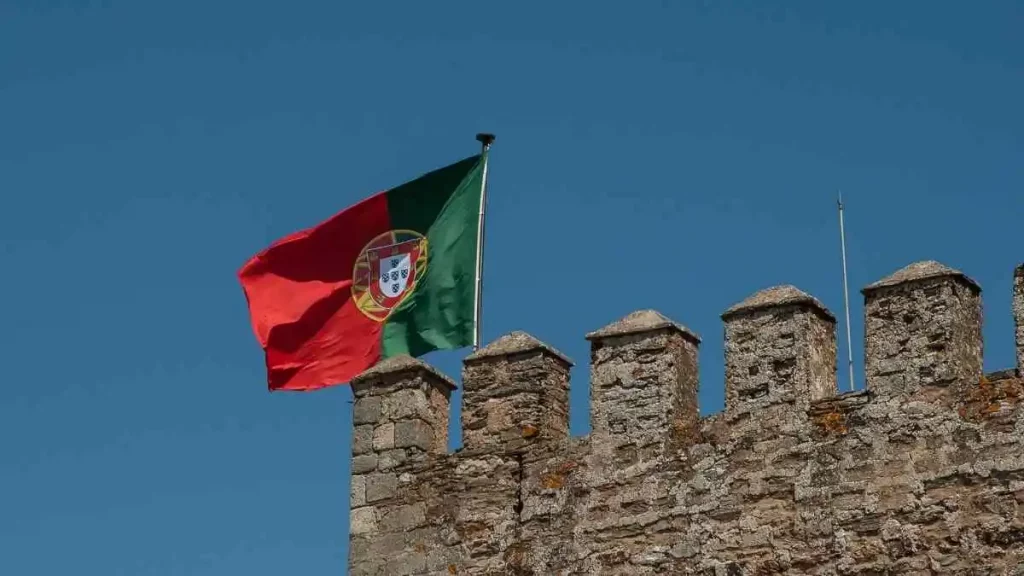 Vantagens e desvantagens de morar em Portugal