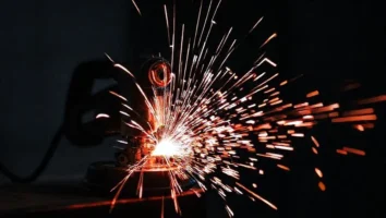 Qual a melhor lixadeira orbital: guia completo de compra