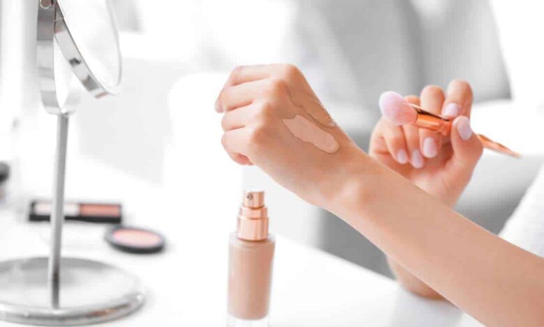 Como descobrir o tom da base ideal: Encontre a cor perfeita