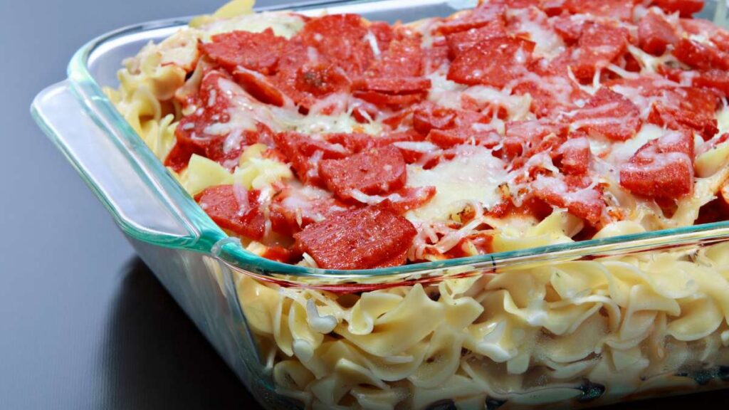 Como fazer macarrão com calabresa: Receita simples e saborosa Como fazer macarrão com calabresa: Receita simples e saborosa