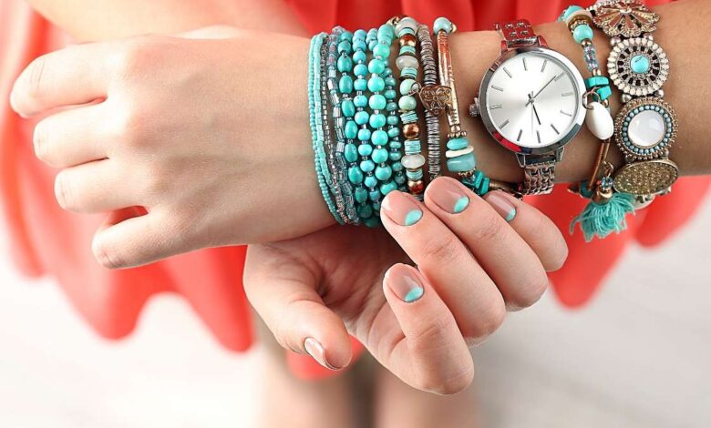 Como usar pulseira com relógio: Dicas de estilo