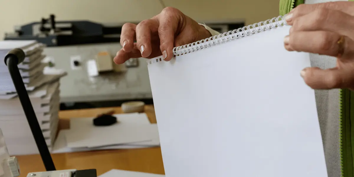 Tudo o que você precisa saber sobre o que é encadernar