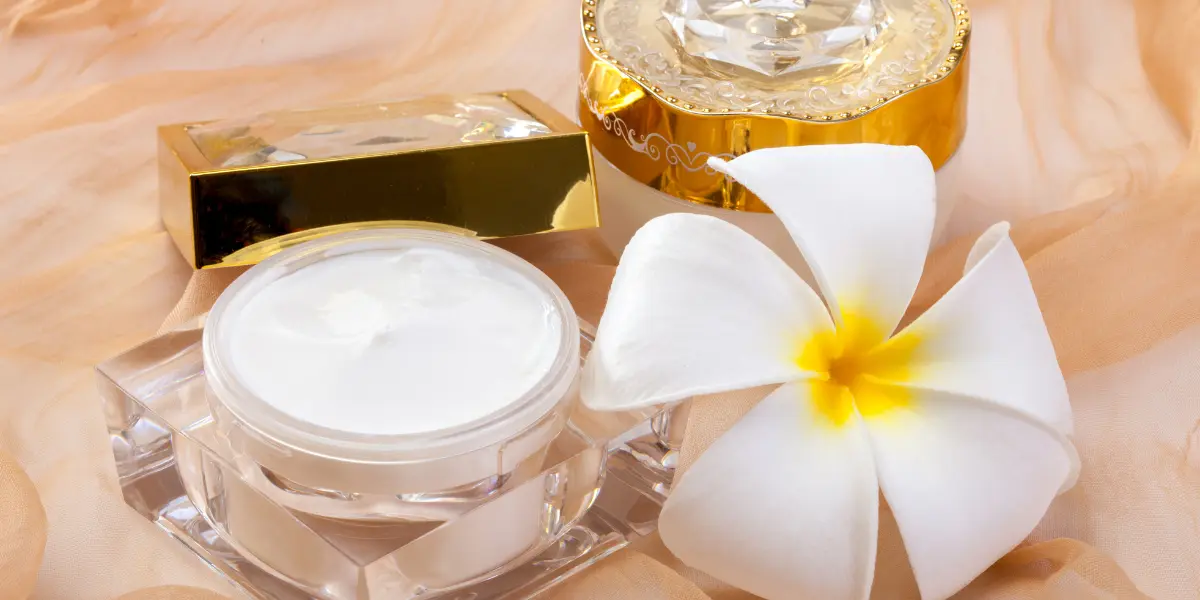 Melhores clareadores de pele: guia completo de produtos