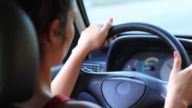Mulheres no volante são melhores ou piores do que os homens? Será que existe uma ligação? Há pesquisas que falam sobre o assunto; descubra.