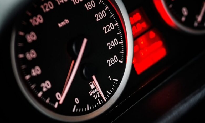 Quilometragem ideal para rodar anualmente - Quanto você roda com seu veículo? Veja qual é a quilometragem ideal para manter o carro em dia; confira os detalhes.