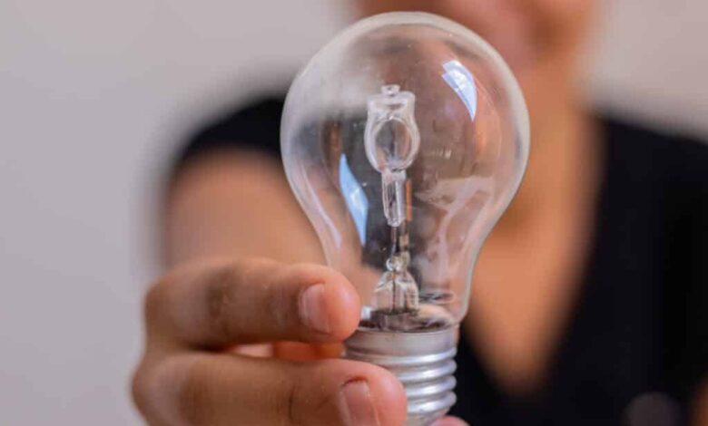 Seu nome pode estar na lista de quem não paga mais ENERGIA e você nem SABE