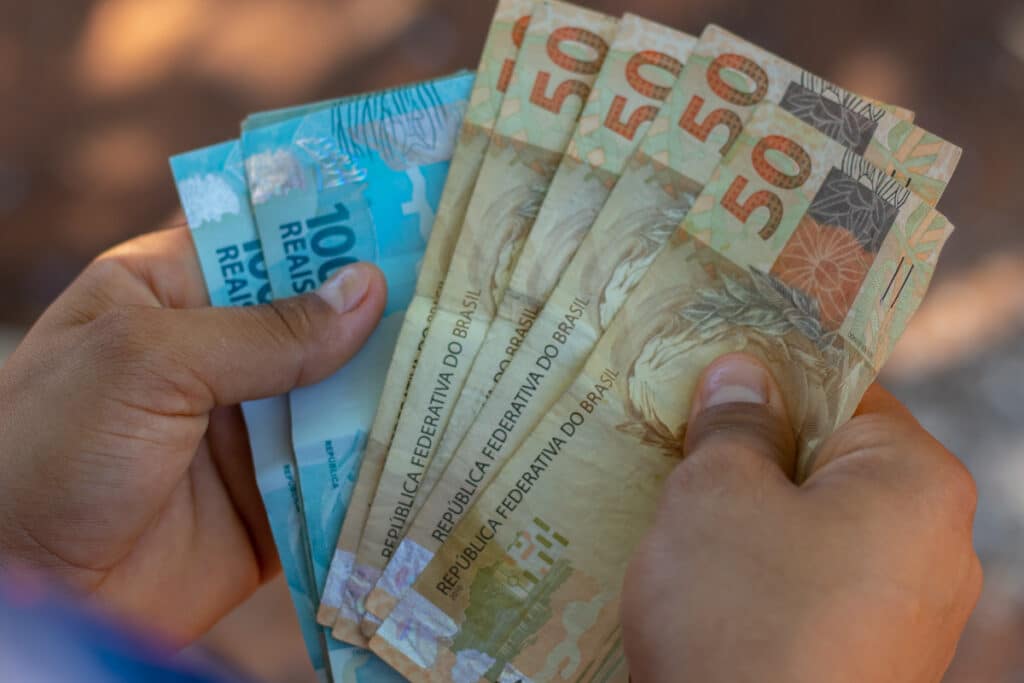 O novo salário mínimo: o que você PRECISA saber sobre o seu dinheiro?