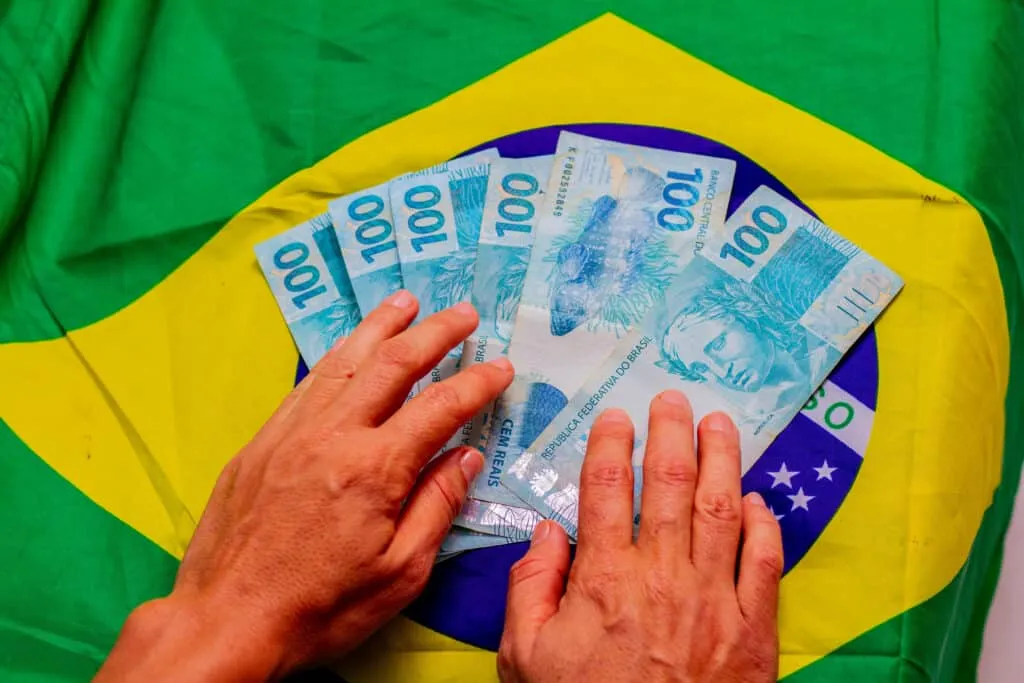 Governo busca brasileiros qualificados para bônus de R$ 1.518 –