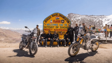 Royal Enfield cria 'monstro' de 2 cabeças para dominar o mundo
