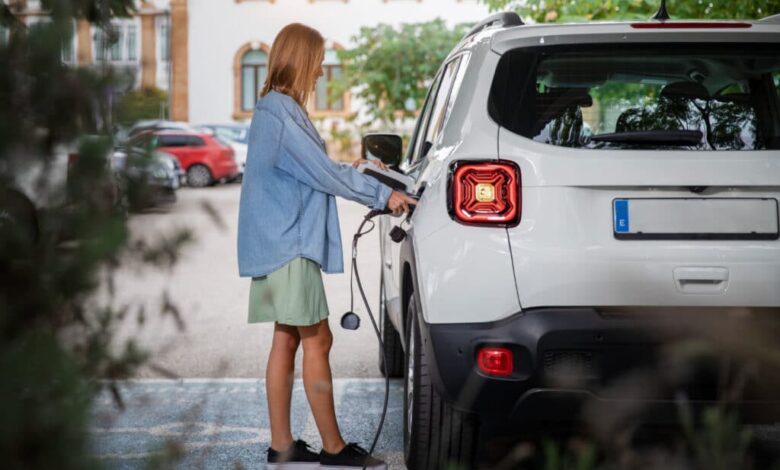 Carro elétrico atinge 1.205 km com uma única carga - Bateria inifinita? Carro elétrico fez 1.205 KM com uma carga e deixou a concorrência no chão
