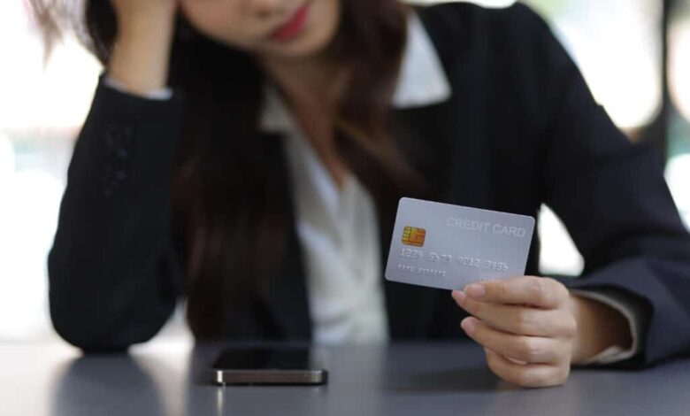 Seven dicas valiosas para evitar o cartão de crédito - Fuja do cartão de crédito: 7 dicas que valem 1 milhão