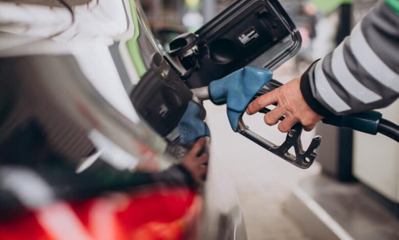 Motoristas de app revelam como economizar até R$ 154 em gasolina - O segredo dos motoristas de app para economizar até R$ 154 em gasolina toda a semana