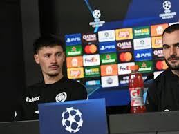 Qarabağ x Eintracht: Schmitt fala sobre a duração da transferência