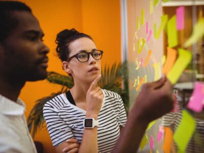 Como tomar decisões mais estratégicas em um cenário de constantes mudanças