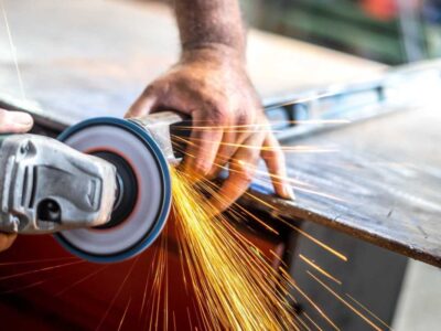 Esmerilhadeira: como escolher o modelo certo para corte e desbaste com segurança