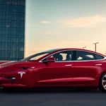 Tencent Cloud e Tesla China firmam parceria para cabine inteligente